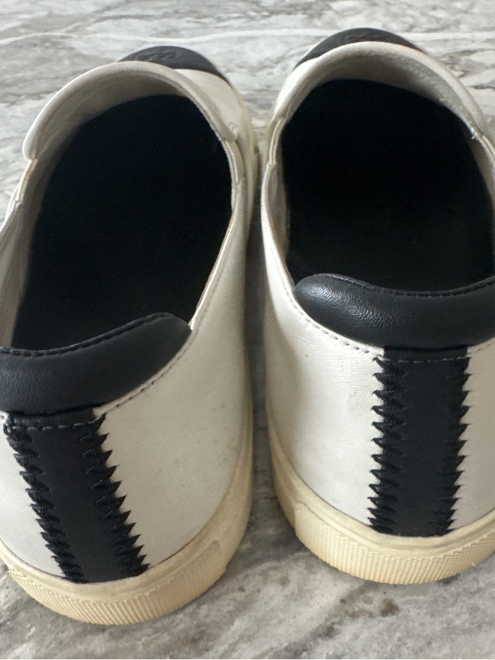Tory Burch Colorblock Slip-On Sneakers – White/Black Leather Logo Size 8 - Picture 3 of 8